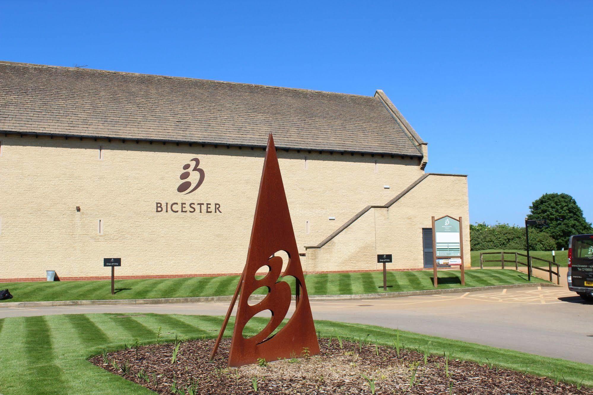 Bicester Hotel, Golf & Spa Extérieur photo