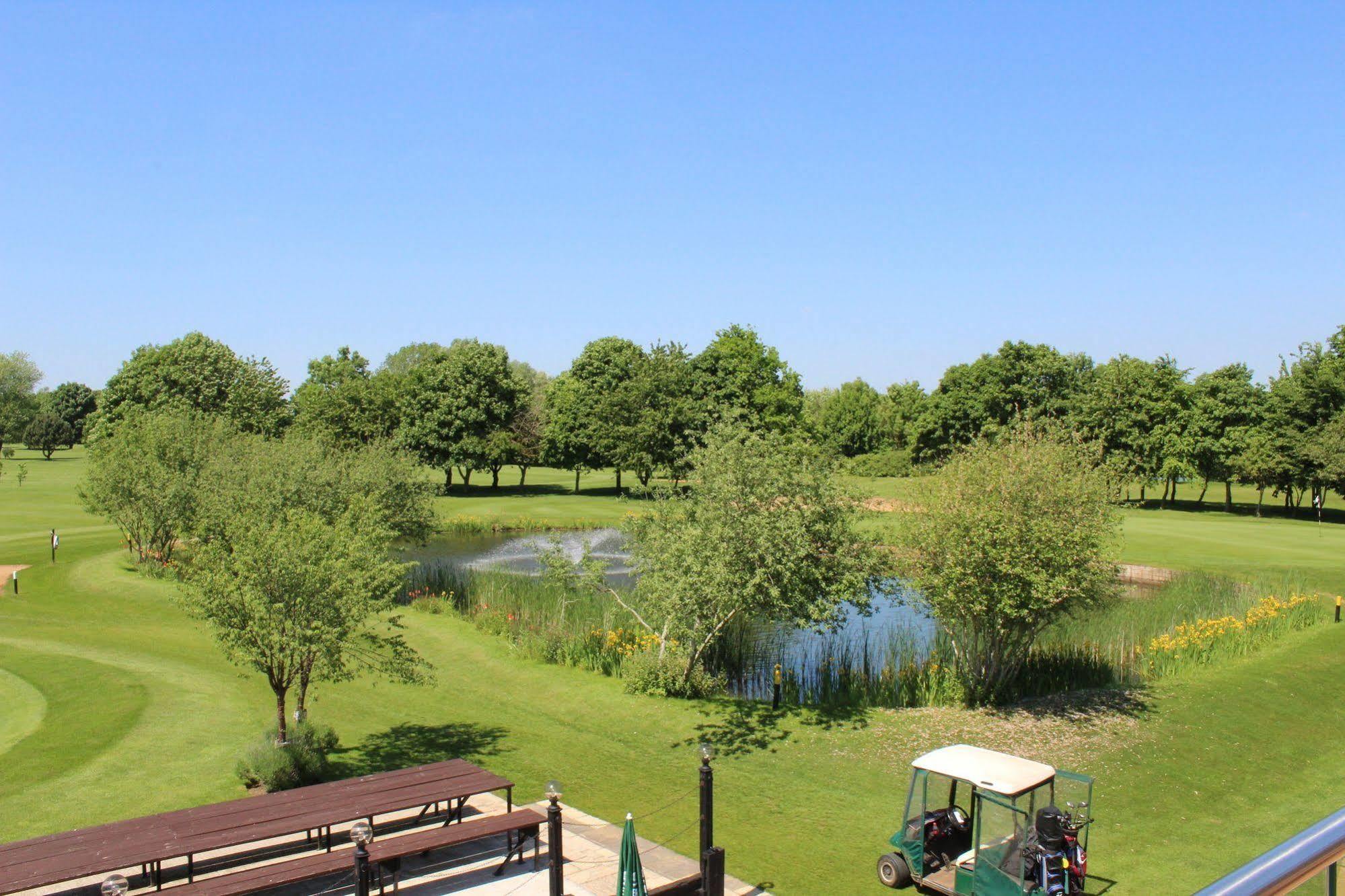 Bicester Hotel, Golf & Spa Extérieur photo