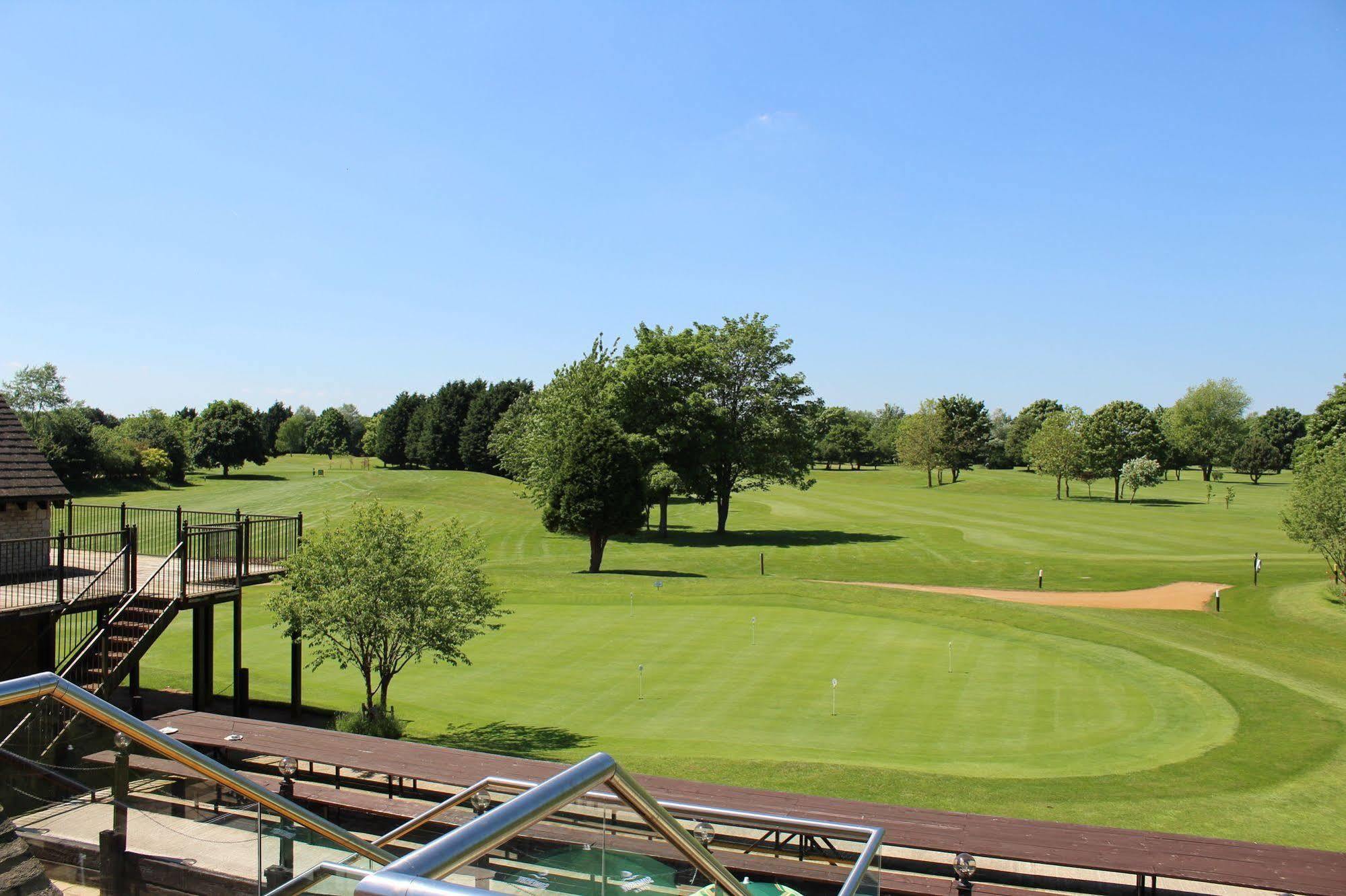 Bicester Hotel, Golf & Spa Extérieur photo